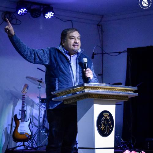 Pastor2